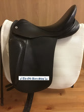 Load image into Gallery viewer, Cliff Barnsby 17&quot; Wide Black Dressage Saddle