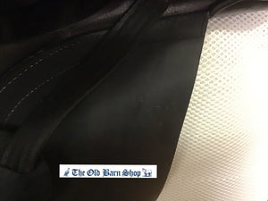 Cliff Barnsby 18" Medium/Wide Black Dressage Saddle